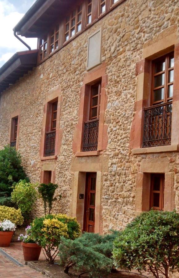 Hotel Palacio De La Vinona Οβιέδο Εξωτερικό φωτογραφία